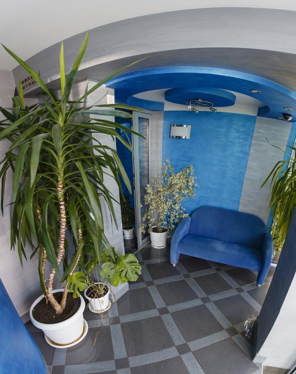 Hotel Zeneva Κραγκούγιεβατς Εξωτερικό φωτογραφία