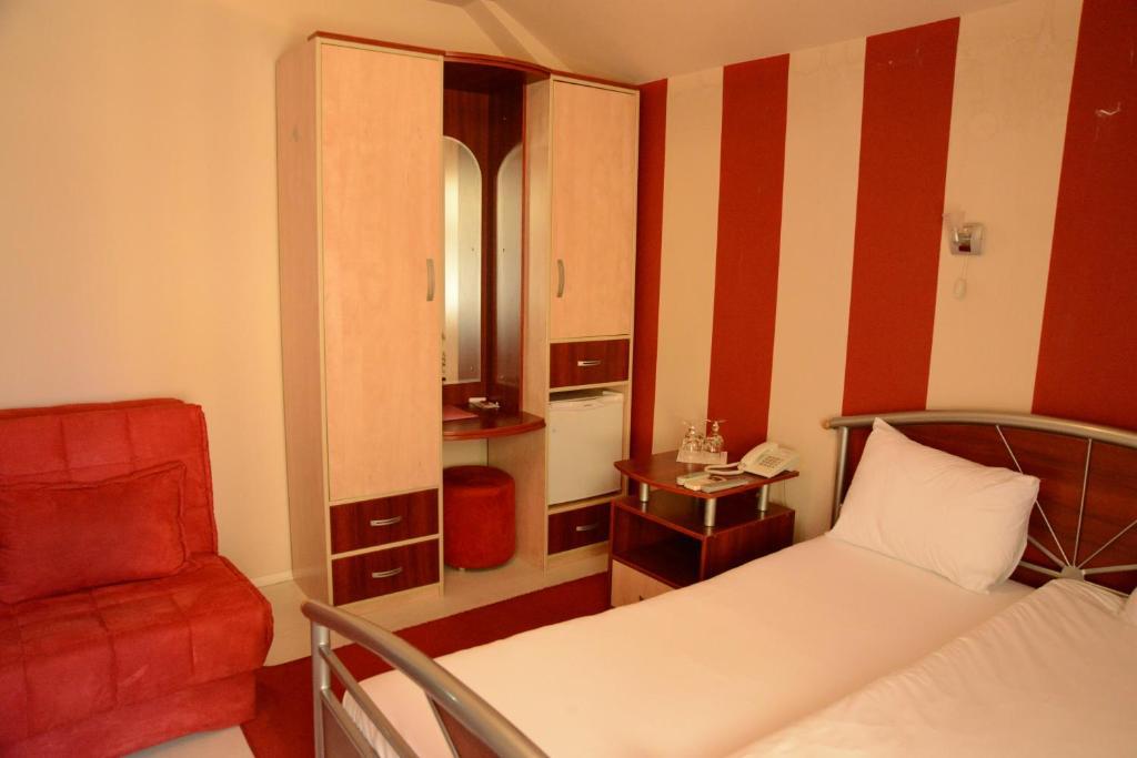 Hotel Zeneva Κραγκούγιεβατς Δωμάτιο φωτογραφία